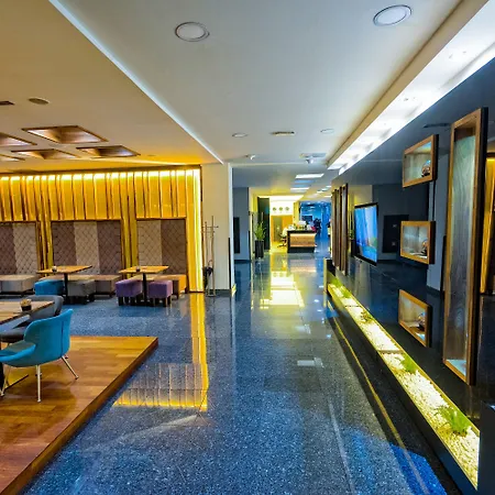 Radon Plaza Hotel
