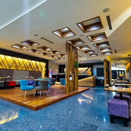 Radon Plaza 4*