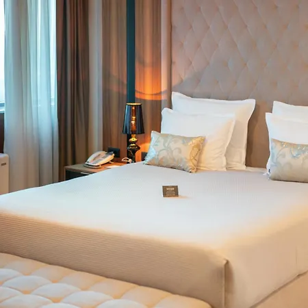 Otel Radon Plaza 4*