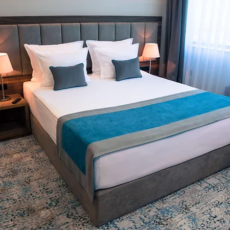 Radon Plaza Hotel