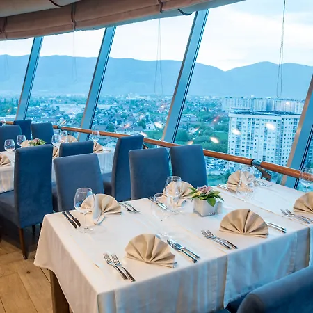 Szálloda Radon Plaza 4*