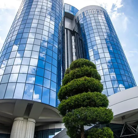 Hotel Radon Plaza 4*
