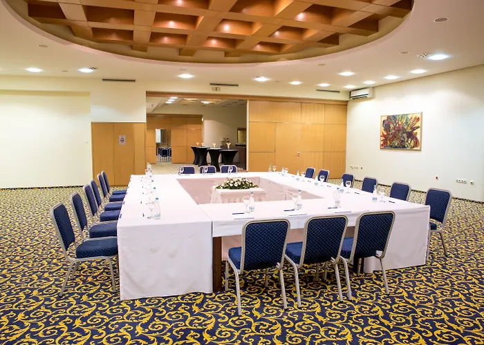 Radon Plaza Hotel 4*