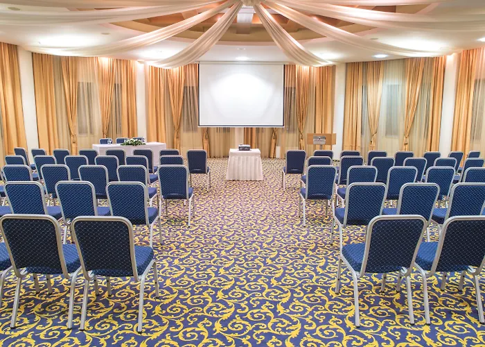 Radon Plaza Hotel 4*