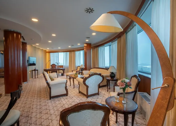 Hotel Radon Plaza 4*