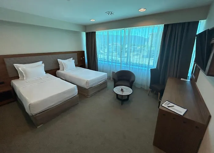 Hotel Radon Plaza 4*