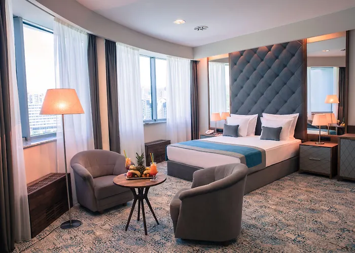 Hotel Radon Plaza 4*